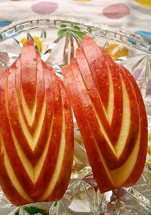 皮まで食べよう♫　リンゴで葉っぱさん-レシピのメイン写真