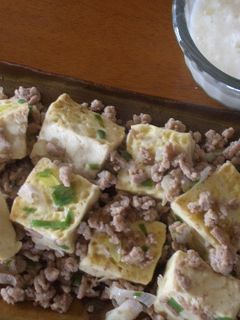 豆腐とひき肉のネギとろろ丼-レシピのメイン写真