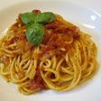 **トマトソースのスパゲティ**