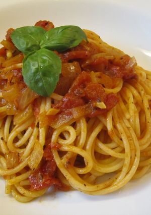 **トマトソースのスパゲティ**-レシピのメイン写真