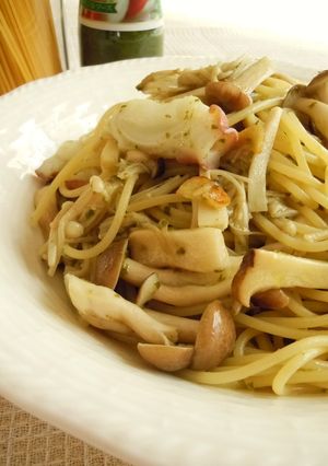 ミックスきのことタコのバジルソースパスタ-レシピのメイン写真
