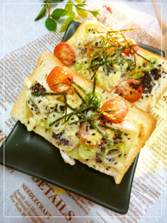 トマトとカマンベールのゆかり風味トースト-レシピのメイン写真