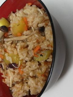 薩摩芋とキノコの炊き込みご飯-レシピのメイン写真