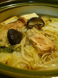 白菜と塩鮭の土鍋で蒸し煮-レシピのメイン写真