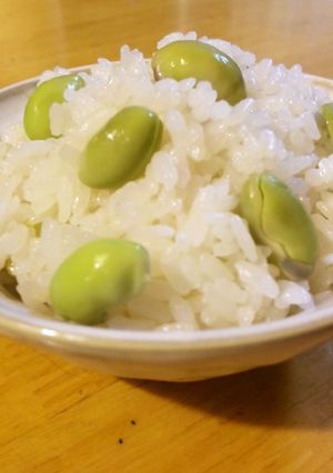 つやつや豆ごはん・枝豆ごはん♪コツ１つ-レシピのメイン写真