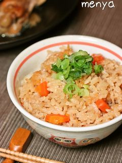 角煮の煮汁で♪シンプル炊き込みご飯-レシピのメイン写真