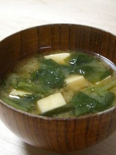高野豆腐と小松菜のお味噌汁-レシピのメイン写真