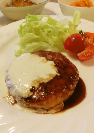 鮭ハンバーグの照りマヨソース。-レシピのメイン写真