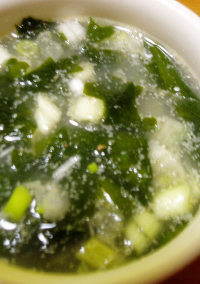 ヘルシー！わかめとごまの中華スープ-レシピのメイン写真