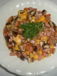 とろーり♪ソーセージの和風あんかけ卵丼♪-レシピのメイン写真