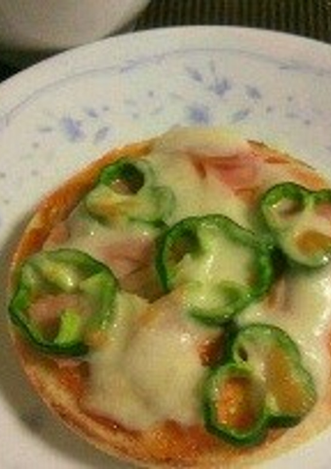 気軽に簡単☆マフィンピザ-レシピのメイン写真