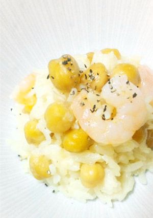 簡単♪小海老とひよこ豆の牛乳リゾット-レシピのメイン写真