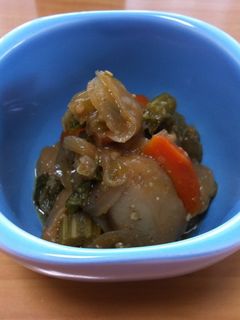 セロリと小町麩の煮物-レシピのメイン写真