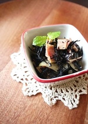 癖になる♪ベーコンバターの洋風ひじき炒め-レシピのメイン写真