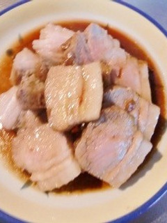 ミツカン黒酢と黒蜜で作る、煮豚です♪-レシピのメイン写真