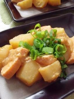 ✿鮭とじゃがいもの味噌バター煮✿-レシピのメイン写真