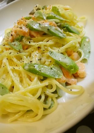 サーモンとアスパラのクリームパスタ-レシピのメイン写真