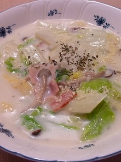 切って煮るだけ★簡単 白菜のミルクスープ-レシピのメイン写真