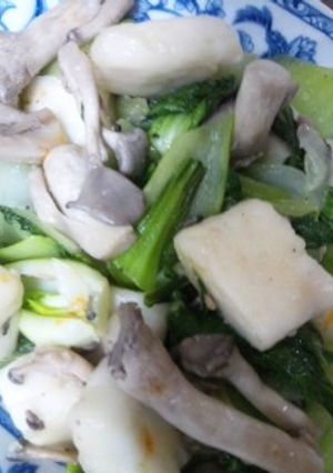 チンゲン菜とひらたけ、はんぺんの中華炒め-レシピのメイン写真