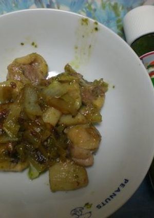 鶏肉レンコン玉ねぎのバジルソースいため-レシピのメイン写真