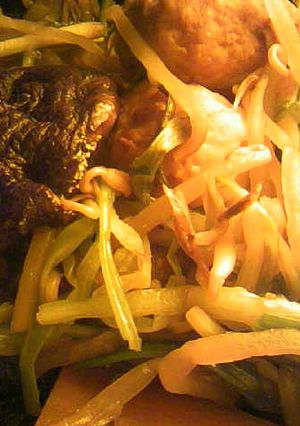 簡単：めんつゆとカレールーで作るカレー鍋-レシピのメイン写真