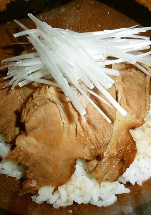 美味くてヤバィぞっ "焼豚丼"-レシピのメイン写真