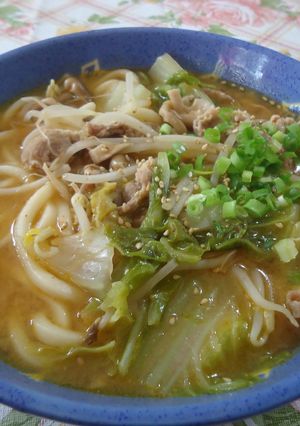 あっさりスープ☆キムチ鍋風煮込みうどん-レシピのメイン写真