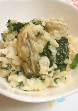 ☺牡蠣とほうれん草のチーズ味噌リゾット☺-レシピのメイン写真