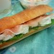 生ハムとカマンベールのサンドイッチ