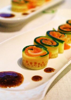 きゅうりとスモークサーモンのくるくる-レシピのメイン写真