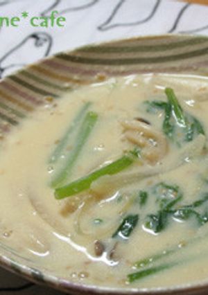 だし不要♪かぶの葉の豆乳味噌スープ-レシピのメイン写真