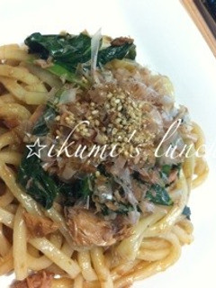 ツナとケールの焼きうどん-レシピのメイン写真