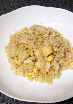 ブロッコリーの茎と冷凍貝柱のチャーハン-レシピのメイン写真