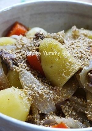 時短みそ風味の肉じゃが♥すりごまのっけ♪-レシピのメイン写真