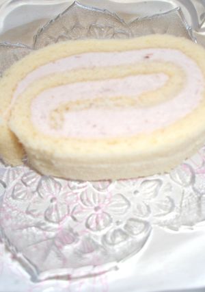 万能クリーム♫ストロベリーミルククリーム-レシピのメイン写真
