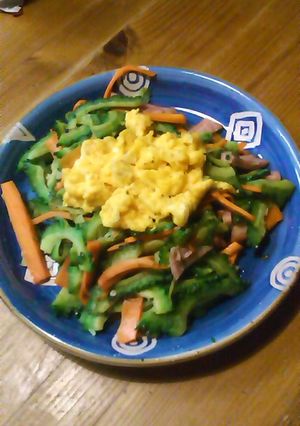 ゴーヤで簡単野菜炒め-レシピのメイン写真