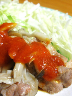 トマト風味の豚テキのキノコ炒め-レシピのメイン写真