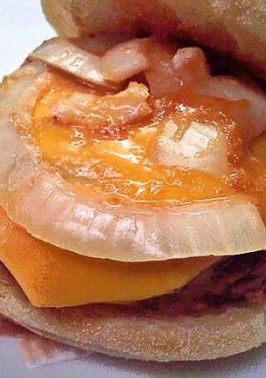 朝マック風！チーズハンバーグマフィン-レシピのメイン写真