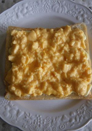 レンジで１分！とろ～り卵トースト-レシピのメイン写真