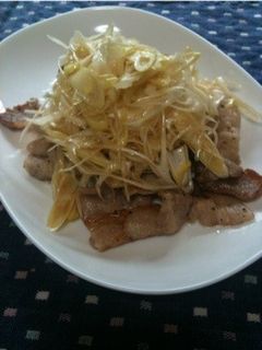 たっぷりネギのせ豚バラ焼き-レシピのメイン写真
