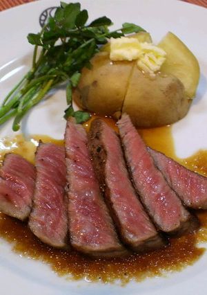家庭で挑戦！ステーキをお店並に焼いてみる-レシピのメイン写真