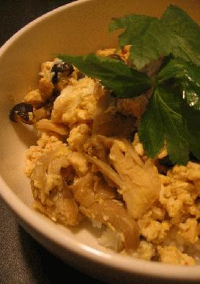 きのこと豆腐の卵とじ丼-レシピのメイン写真