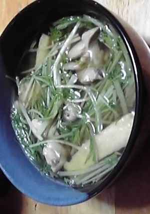 〆のおそばを食べるための水菜鍋-レシピのメイン写真