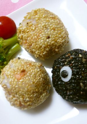 簡単♪里芋のごま団子風～コロッケ～-レシピのメイン写真