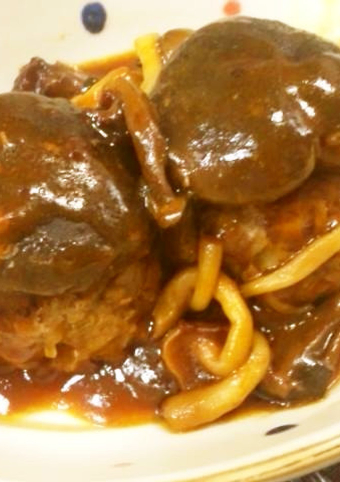 簡単　煮込みきのこハンバーグ-レシピのメイン写真