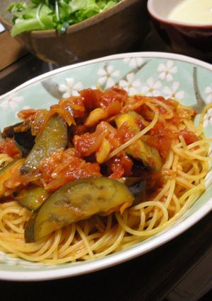 旦那が作る♡ナスとベーコンのトマトパスタ-レシピのメイン写真