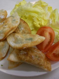 豆腐ツナサラダの揚げ餃子♪ヘルシー♪-レシピのメイン写真