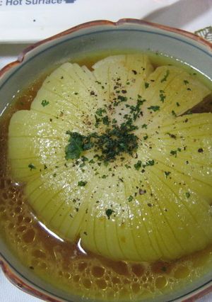丸ごと玉ねぎスープ-レシピのメイン写真