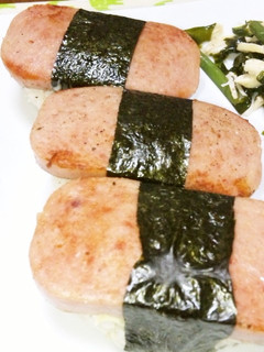 スパム☆おにぎり-レシピのメイン写真