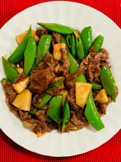 スナップエンドウとタケノコの牛肉炒め-レシピのメイン写真